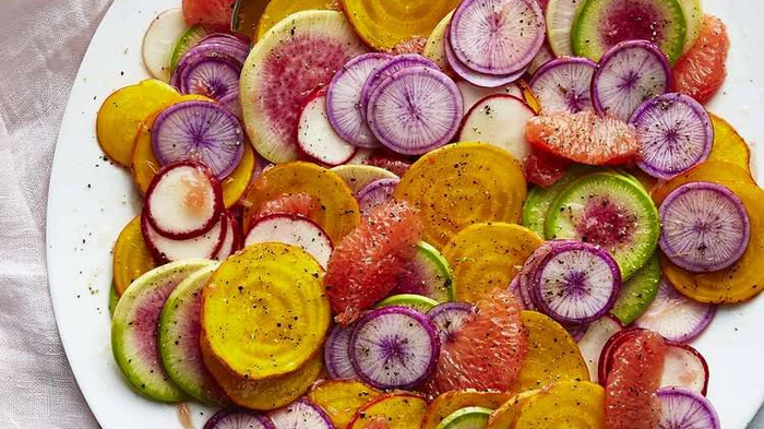 Salat med grapefrugt, rødbede og radise