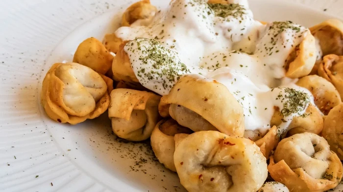 Stegte dumplings med ost: original opskrift